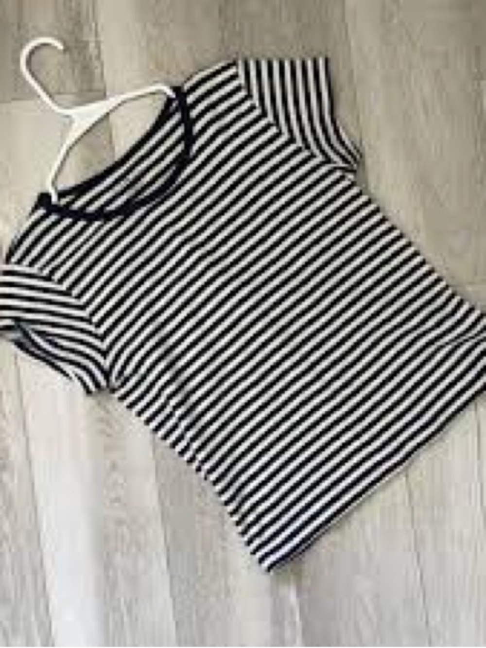 Navy blue and white striped Brandy Melville cropped baby tee
